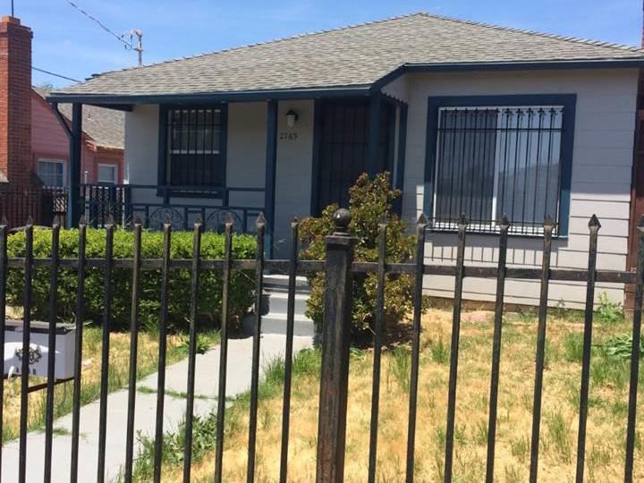 2763 106th Ave, Oakland, CA | Knowland Park. Photo 1 of 25