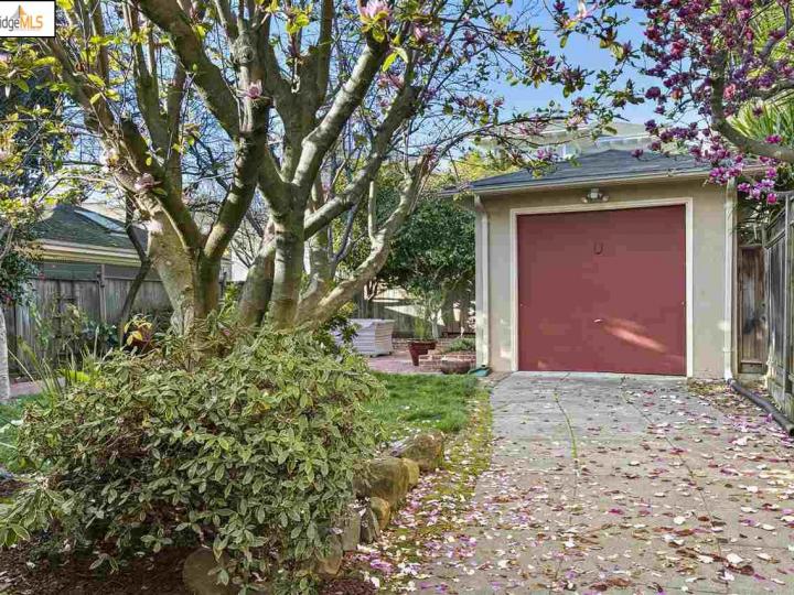 2951 Ashby Ave, Berkeley, CA | Claremont. Photo 32 of 37
