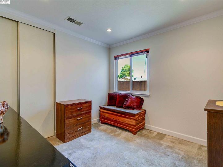 32405 Deborah Dr, Union City, CA | Town And Country. Photo 10 of 15
