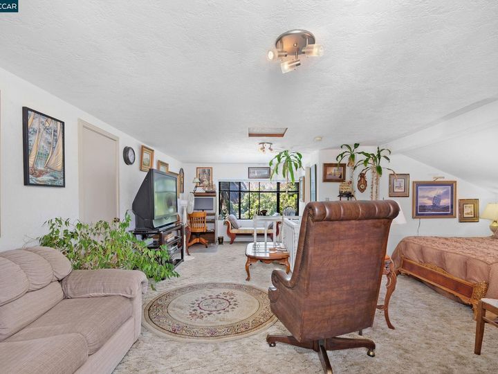 325 Wellington Ave, Concord, CA | Clyde. Photo 17 of 38