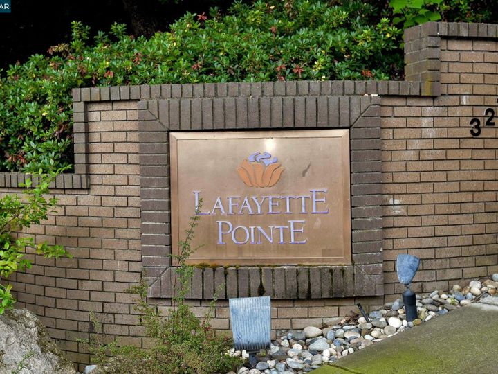 Lafayette Pointe condo #11. Photo 24 of 34