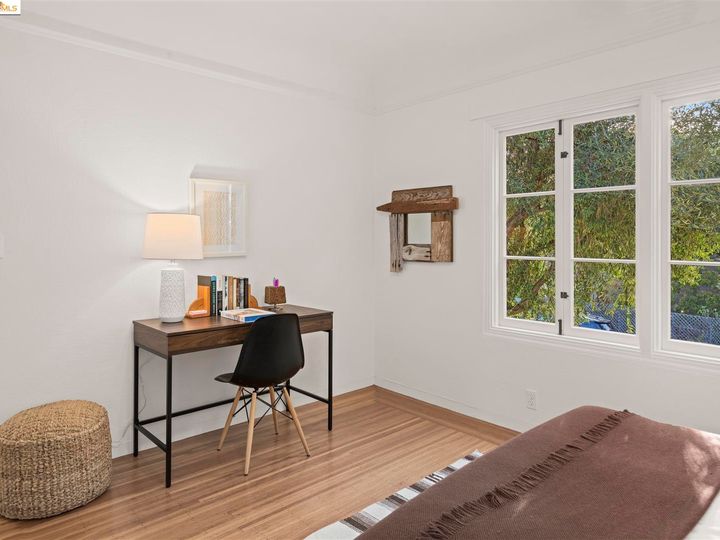 3280 Guido, Oakland, CA | Redwood Heights. Photo 32 of 47