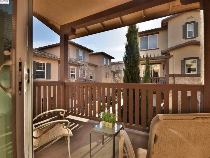 34189 Via Lucca, Fremont, CA, 94555 Townhouse. Photo 28 of 40
