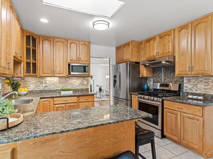3435 Morningside Dr, Richmond, CA | May Valley. Photo 13 of 35