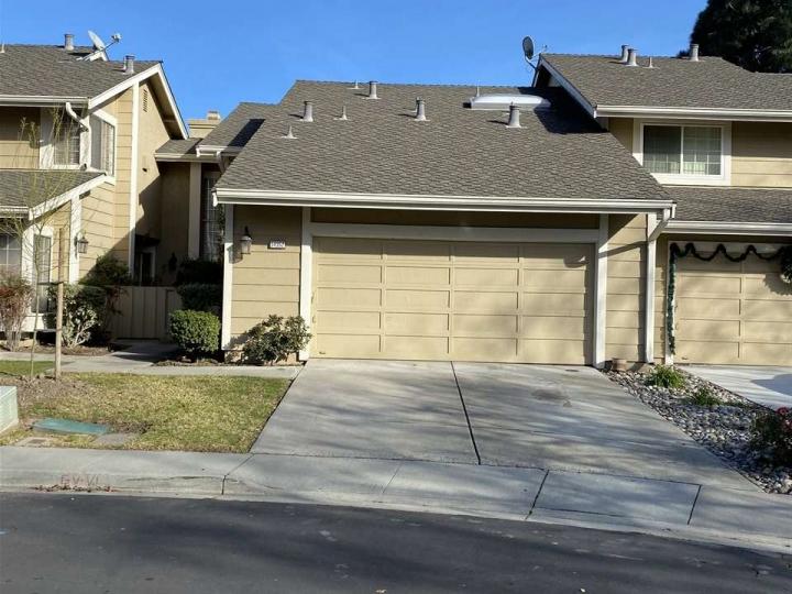 34352 Portia Ter, Fremont, CA, 94555 Townhouse. Photo 3 of 20