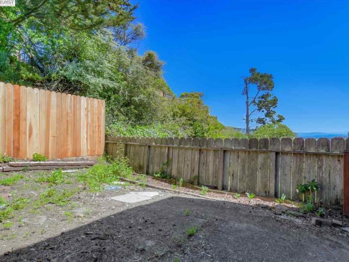 382 Bright St, San Francisco, CA | Ingelside Height. Photo 32 of 34