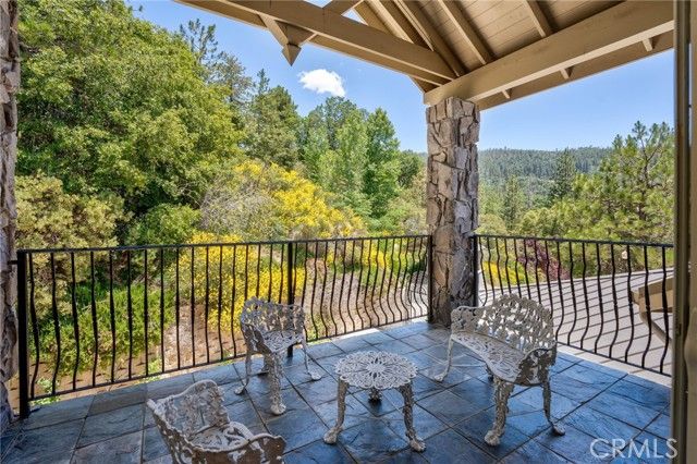 38786 Fawn Point Ln, Bass Lake, CA | . Photo 41 of 60