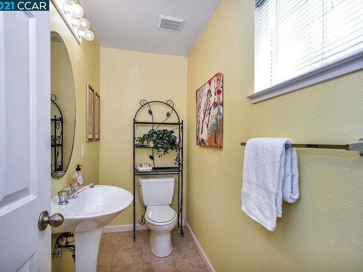 405 Orchard View Ave, Martinez, CA | Westaire Manor. Photo 16 of 37