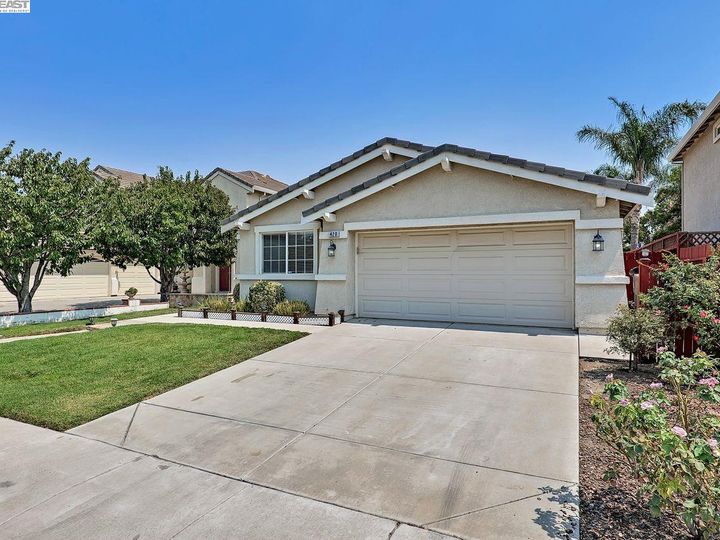 420 Clarence Bromell St, Tracy, CA | Sterling Park. Photo 3 of 40
