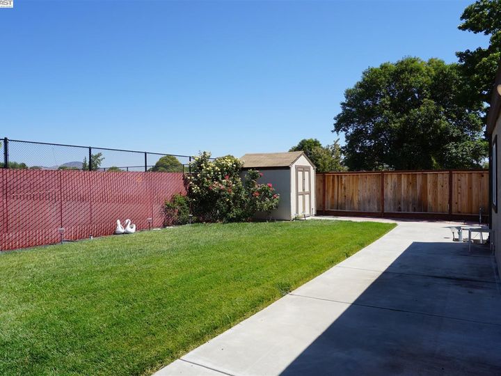 4262 Red Fir Way Livermore CA Multi-family home. Photo 29 of 38