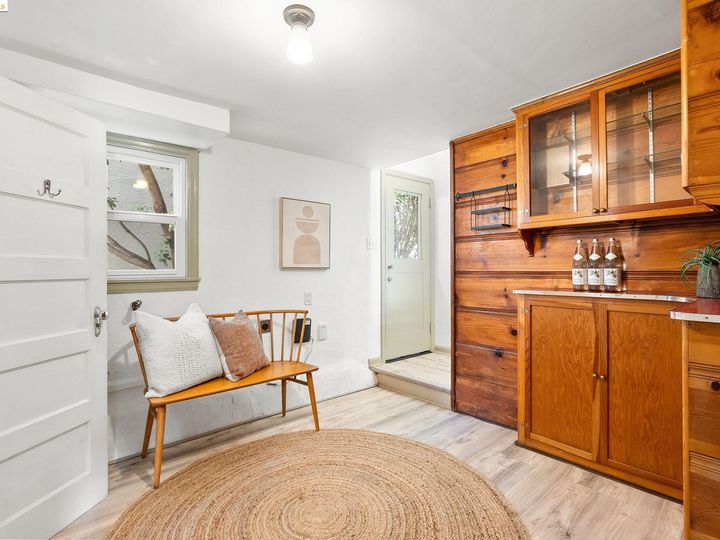 4272 Detroit Ave, Oakland, CA | Redwood Heights. Photo 33 of 55
