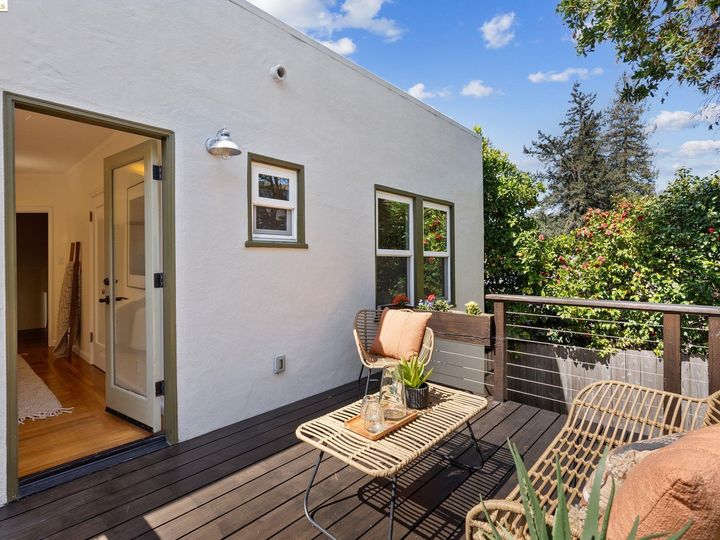 4272 Detroit Ave, Oakland, CA | Redwood Heights. Photo 46 of 55
