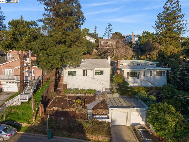 4680 Davenport Ave, Oakland, CA | Redwood Heights. Photo 26 of 29