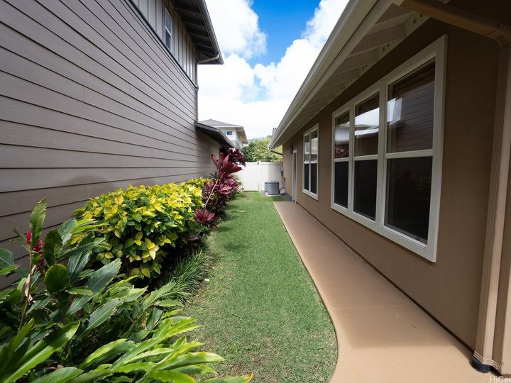 520 Lunalilo Home Rd, Honolulu, HI | West Marina. Photo 21 of 25