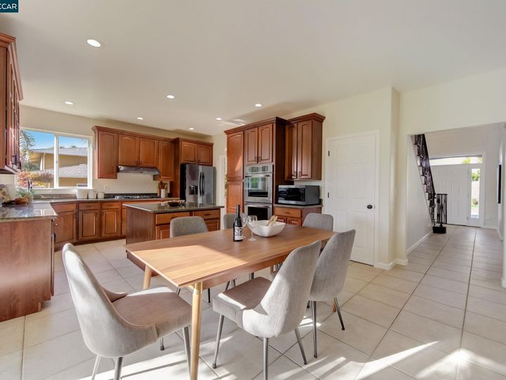 5210 Heritage Dr, Concord, CA | Amber Grove. Photo 19 of 60