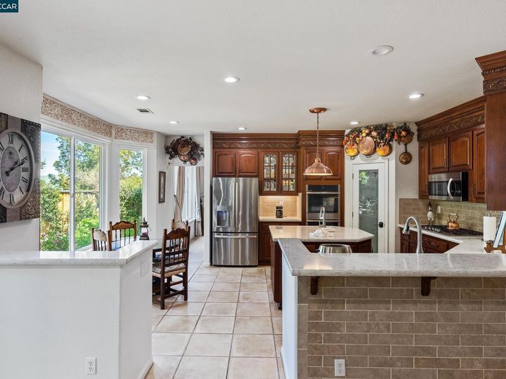 5253 Ambleside Dr, Concord, CA | Crystal Ranch. Photo 17 of 60