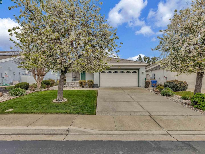 530 Central Park Pl, Brentwood, CA | Summerset 1. Photo 31 of 47