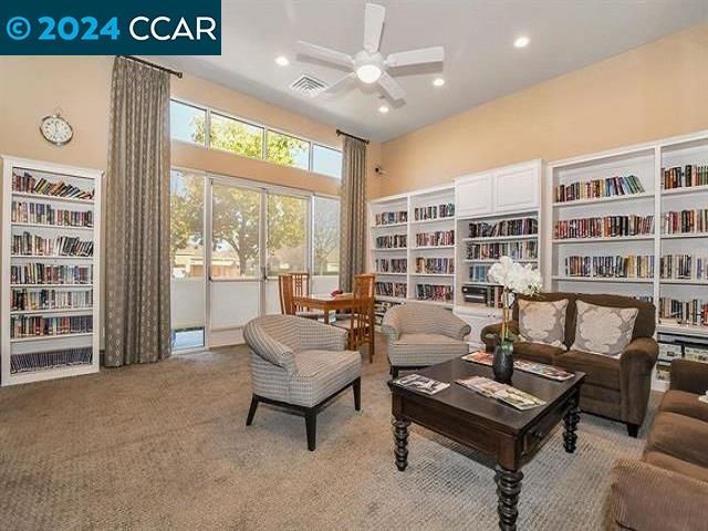 530 Central Park Pl, Brentwood, CA | Summerset 1. Photo 42 of 47
