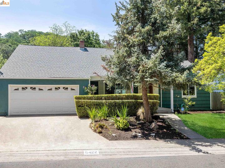5422 Likins Ave, Martinez, CA | Forest Hills. Photo 2 of 29