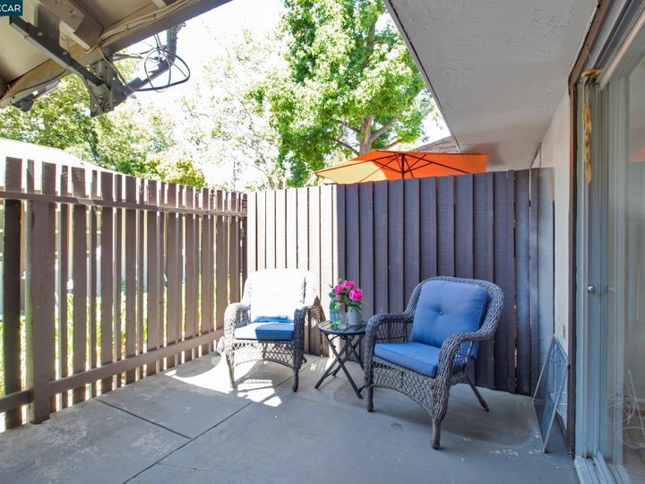 5457 Roundtree Pl #D, Concord, CA, 94521 Townhouse. Photo 25 of 27