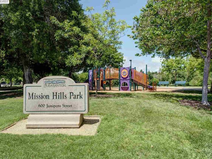 5645 San Juan Way, Pleasanton, CA | Mission Park. Photo 25 of 27