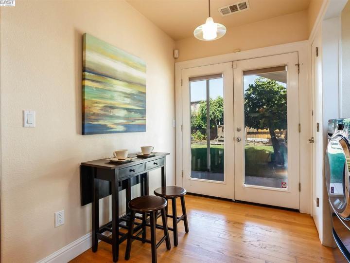 582 Mitchell Ave, San Leandro, CA | Dutton Manor. Photo 12 of 30