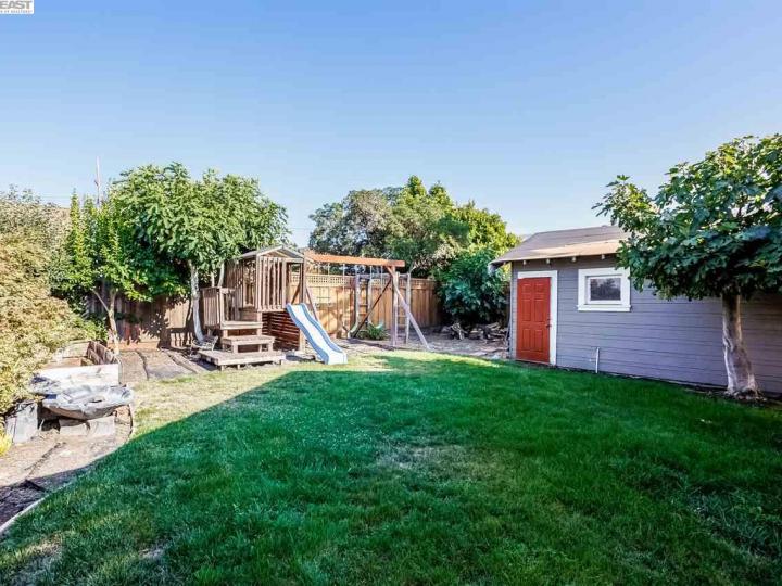 582 Mitchell Ave, San Leandro, CA | Dutton Manor. Photo 15 of 30