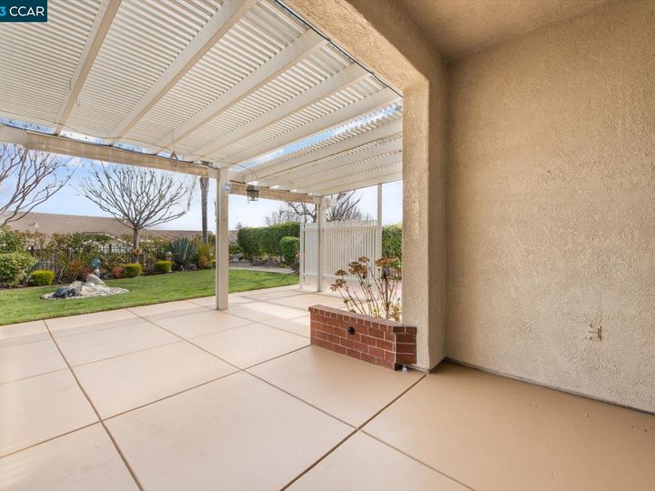 587 Valmore Pl, Brentwood, CA | Summerset 3. Photo 33 of 52