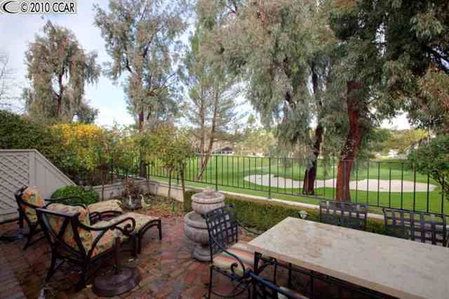 588 Silver Lake Dr, Danville, CA, 94526 Townhouse. Photo 1 of 9