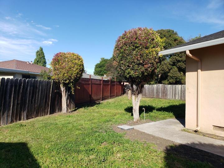 6 Bell Ct, East Palo Alto, CA | . Photo 20 of 23