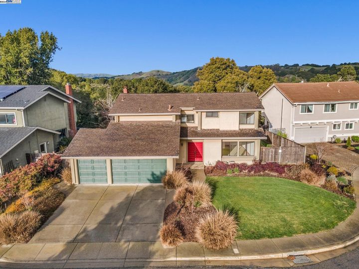 6070 Slopeview, Castro Valley, CA | Columbia. Photo 3 of 59
