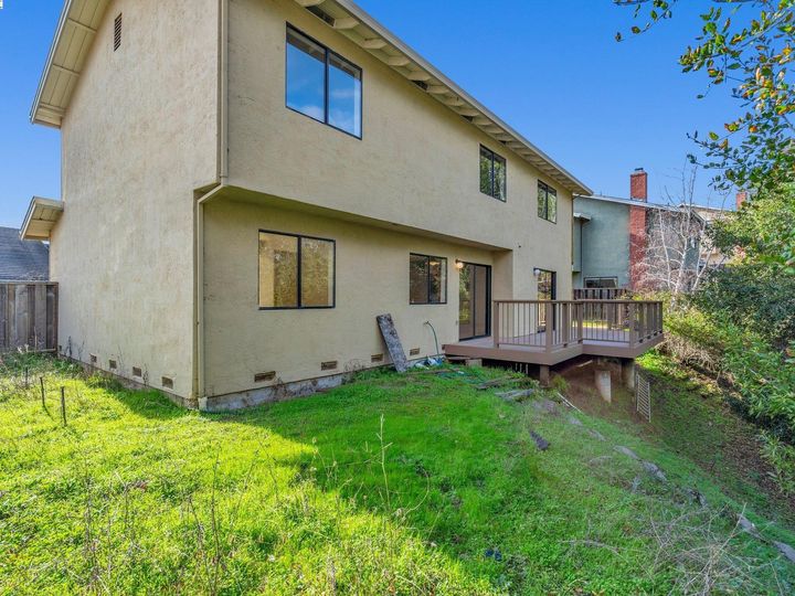 6070 Slopeview, Castro Valley, CA | Columbia. Photo 46 of 59