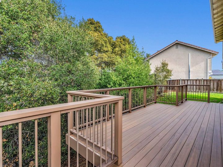 6070 Slopeview, Castro Valley, CA | Columbia. Photo 50 of 59