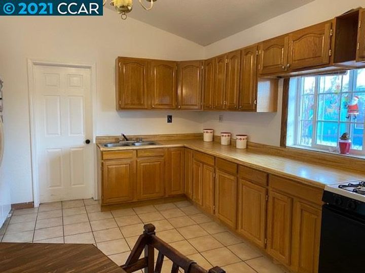 7013 Butte St, Nice, CA | Clearlake. Photo 7 of 28