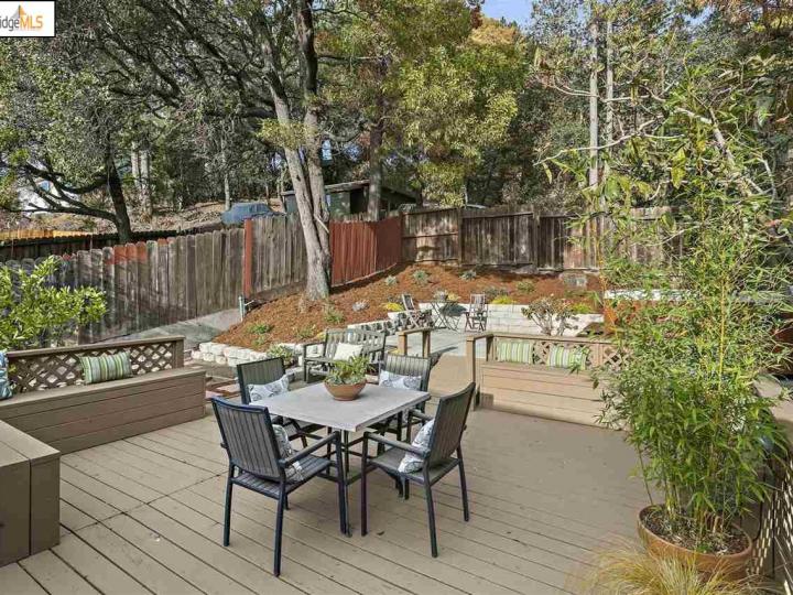 7528 Outlook Ave, Oakland, CA | Eastmont Hills. Photo 24 of 36