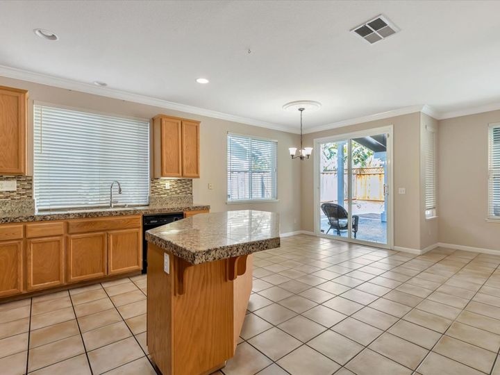 785 Brooks St, Brentwood, CA | . Photo 17 of 55