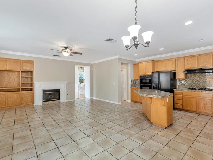 785 Brooks St, Brentwood, CA | . Photo 19 of 55