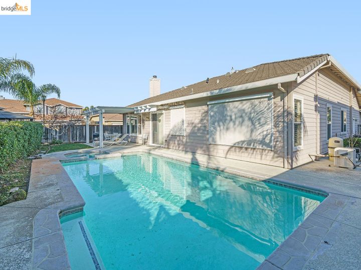 814 Brooks Ct, Brentwood, CA | Garin Ranch. Photo 20 of 40
