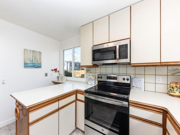 82 Hillsdale Ave, Daly City, CA | . Photo 11 of 27