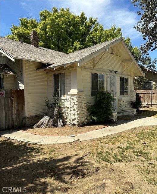 915 Pacific St, Bakersfield, CA | . Photo 3 of 14