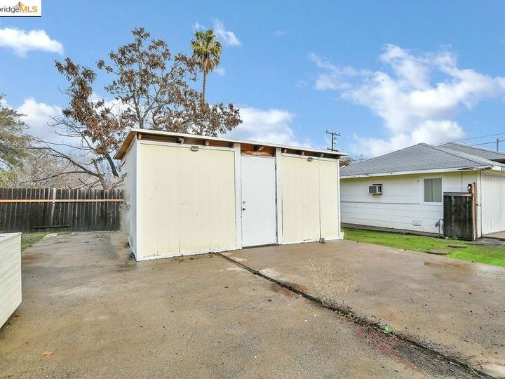 99 Hill St, Bay Point, CA | Enes. Photo 23 of 25