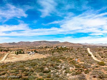 11480 S Hackberry Rd, Mayer, AZ | 5 Acres Or More. Photo 6 of 21
