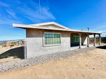 121 Old Woman Springs Rd, Yucca Valley, CA | . Photo 2 of 21