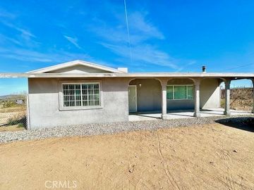 121 Old Woman Springs Rd, Yucca Valley, CA | . Photo 3 of 21