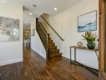 1494 3rd St, Oakland, CA | Oakland. Photo 3 of 39