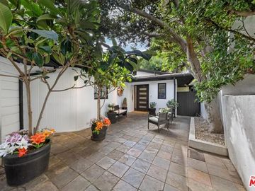 1581 Clear View Dr, Beverly Hills, CA | . Photo 6 of 34