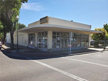 159 W Main St, Merced, CA