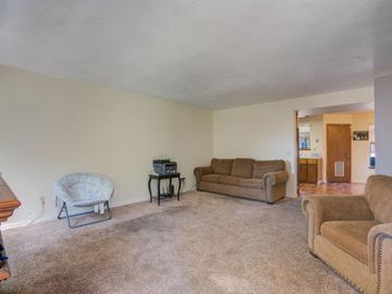 170 Gibson Dr #23, Hollister, CA, 95023 Townhouse. Photo 6 of 29