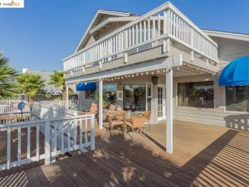 1754 Seal Way, Discovery Bay, CA | Delta Waterfront Access. Photo 4 of 21