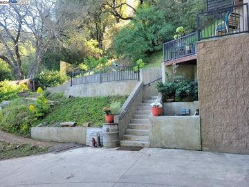 17906 Cull Canyon Rd, Castro Valley, CA | Crow Canyon. Photo 4 of 57